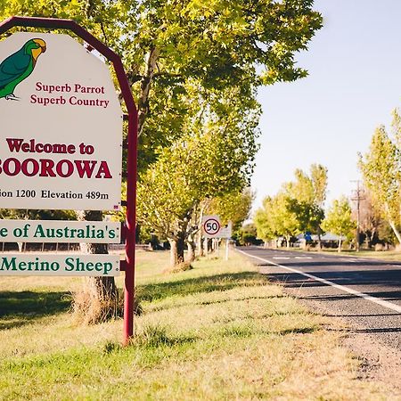 Boorowa Hotel Eksteriør bilde